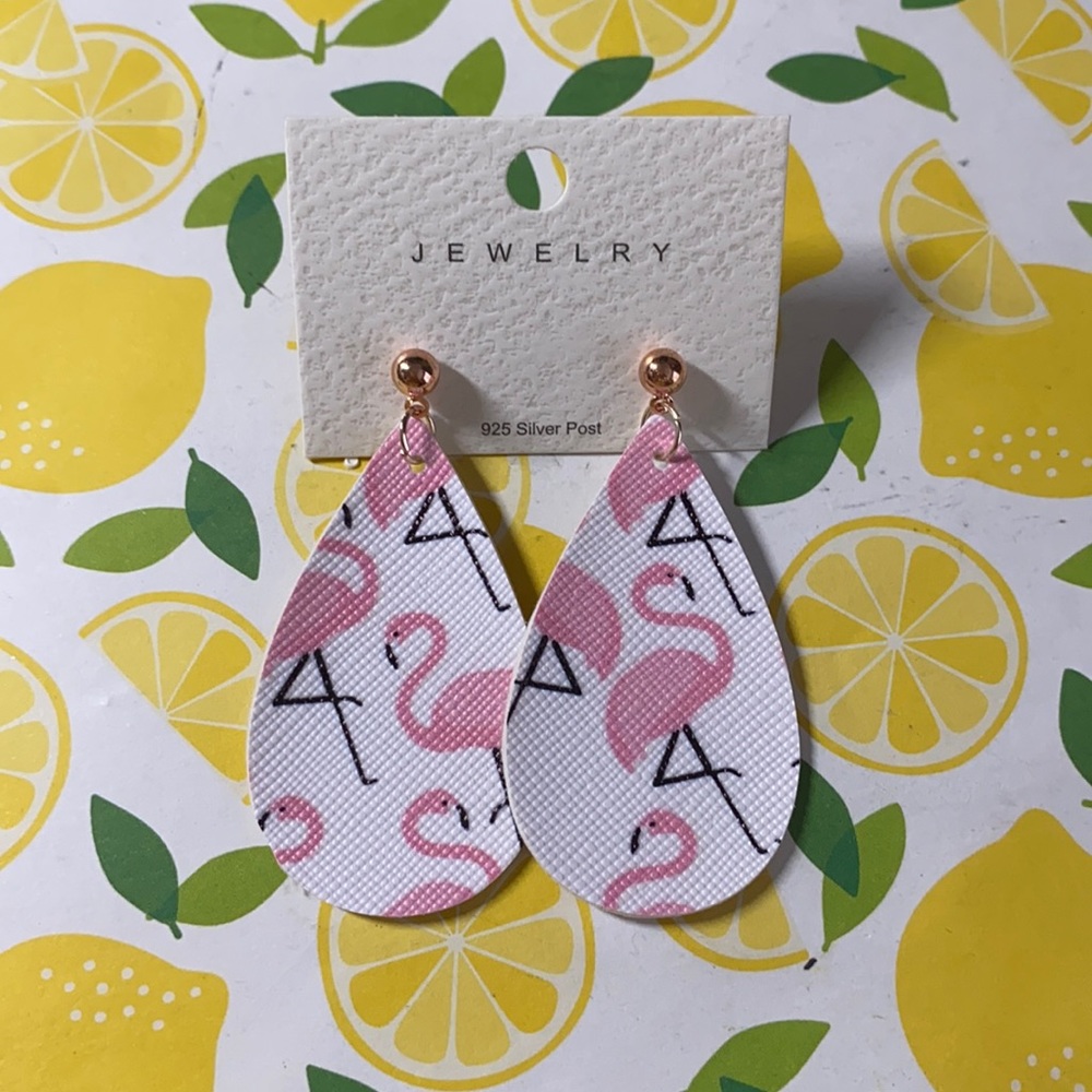 🍊 NWT Flamingo Faux Leather Teardrop Earrings